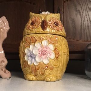 Owl cookie jar